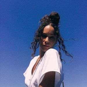 Meet your Posher, Tiarra